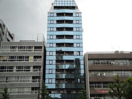 �f�E���[�h�G�ی܏�